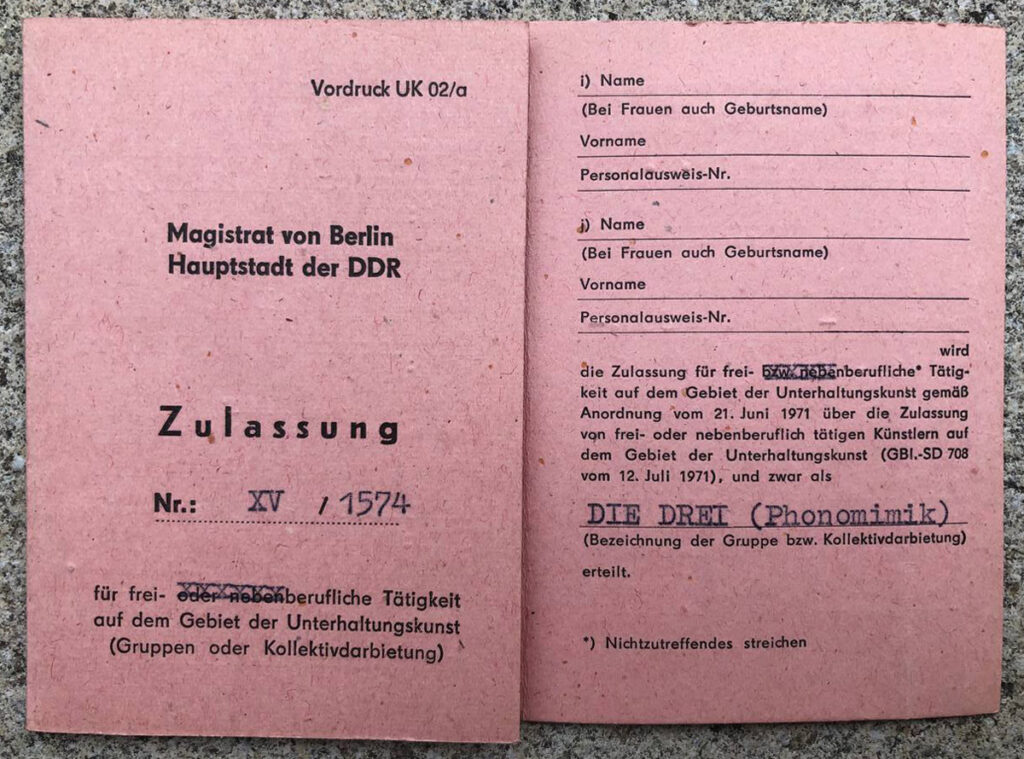 Rosa Papp-Ausweis auf dem steht: Magistrat von Berlin, Hauptstadt der DDR, Zulassung